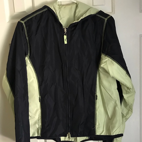 Reversible light jacket - Picture 2 of 7